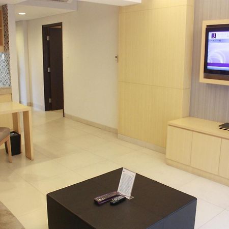 Quest Hotel Kuta By Aston Екстер'єр фото