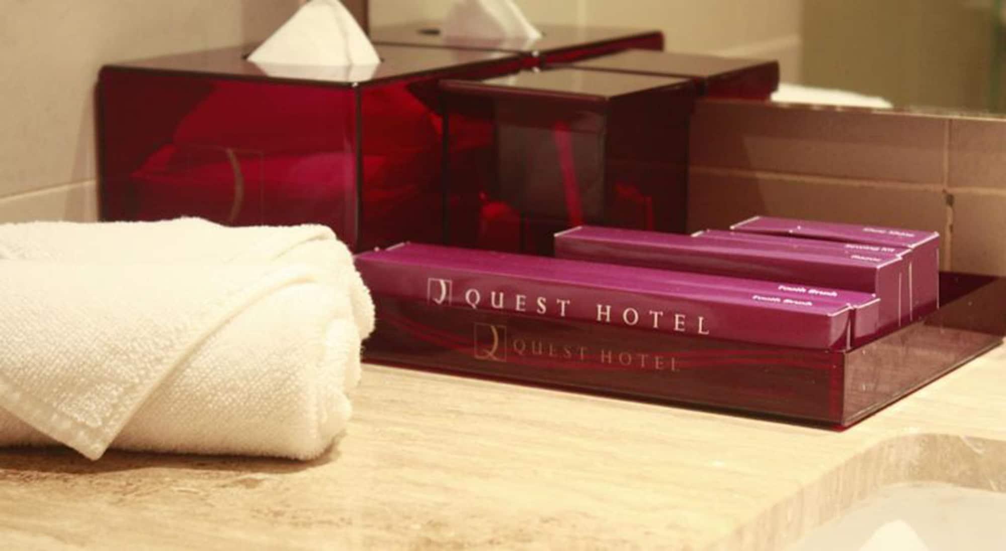 Quest Hotel Kuta By Aston Екстер'єр фото