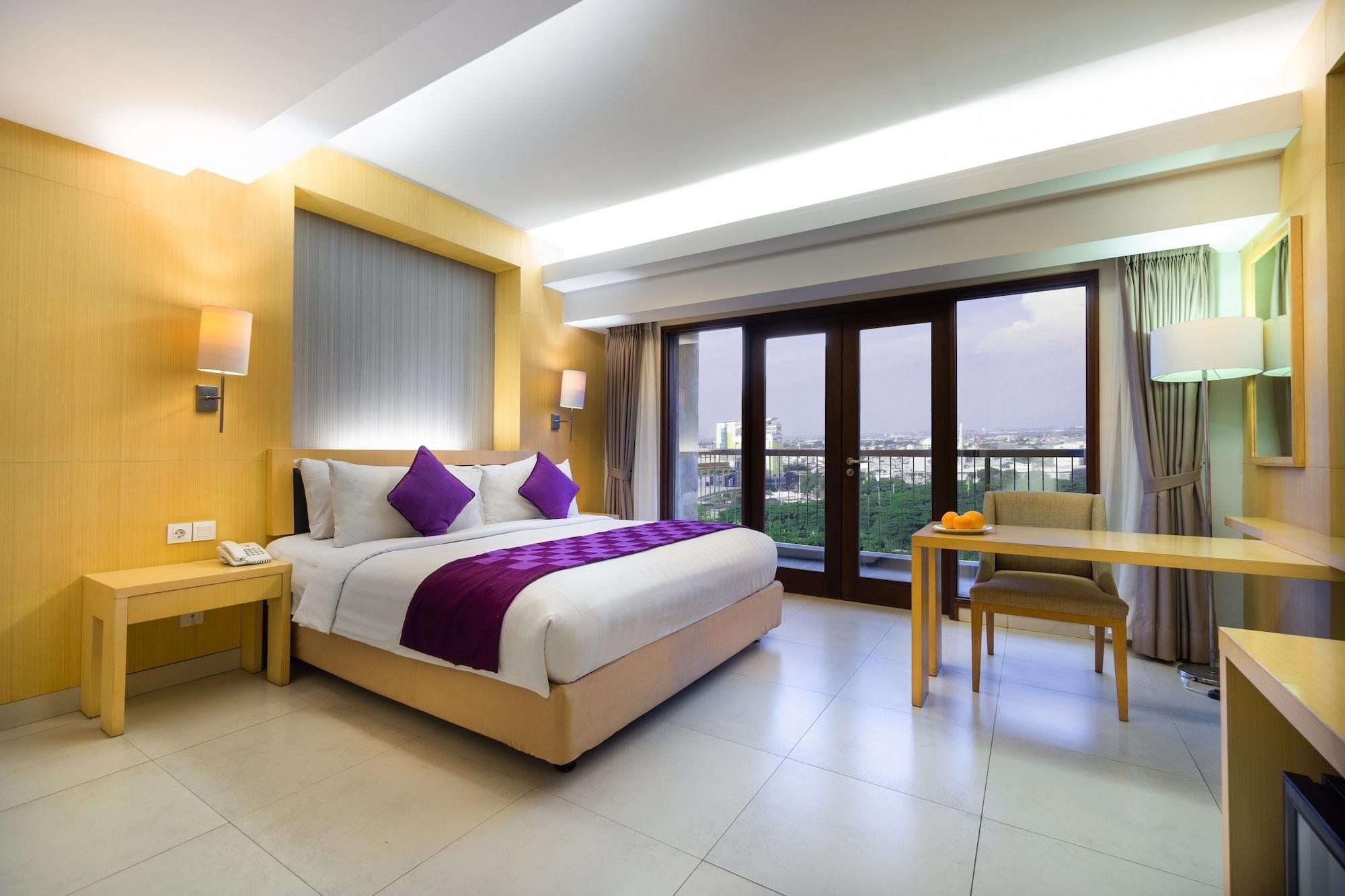 Quest Hotel Kuta By Aston Екстер'єр фото
