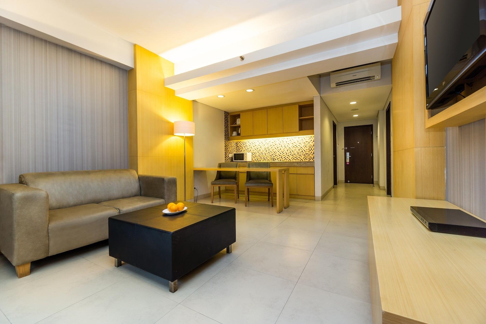 Quest Hotel Kuta By Aston Екстер'єр фото