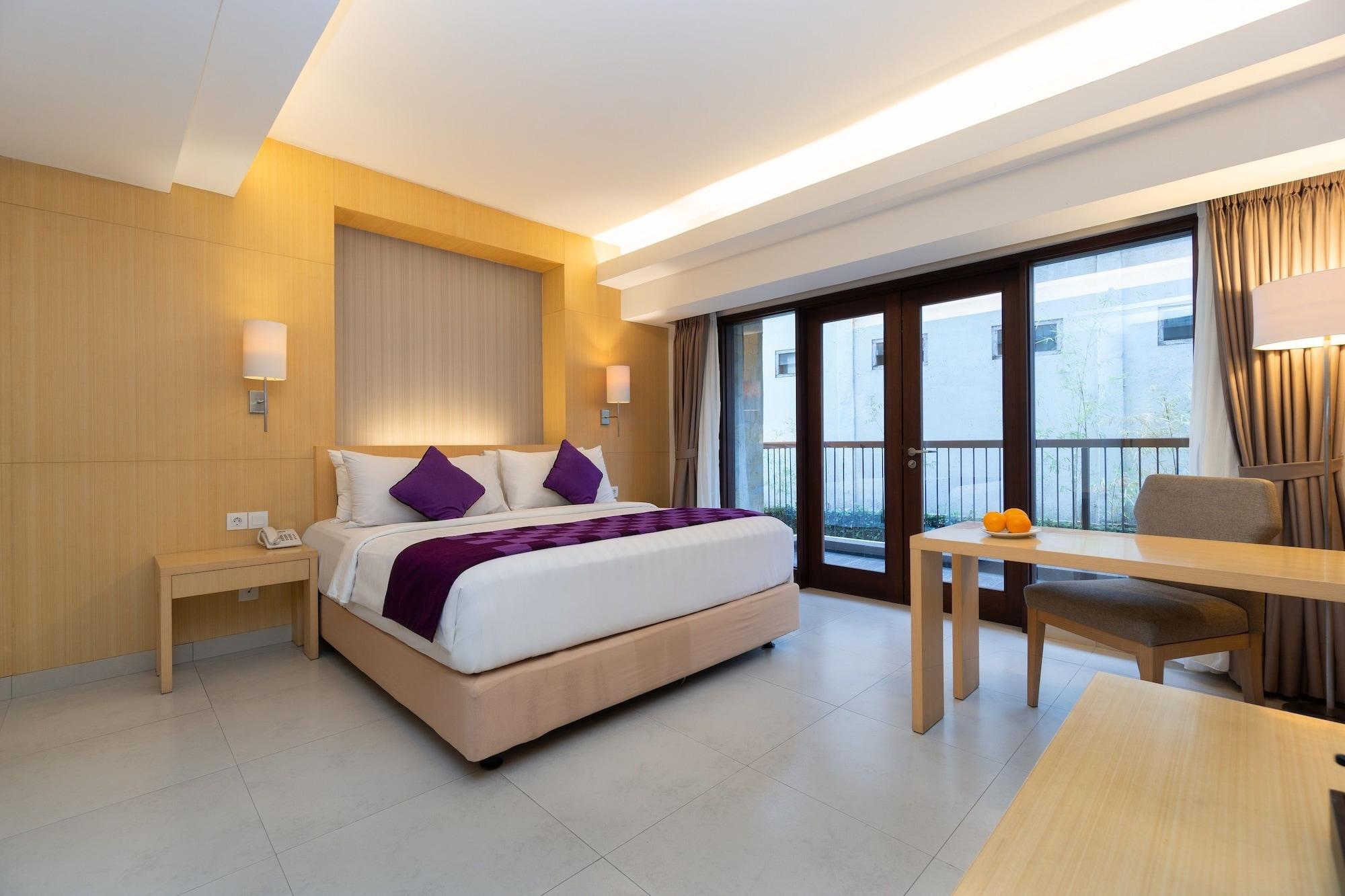 Quest Hotel Kuta By Aston Екстер'єр фото