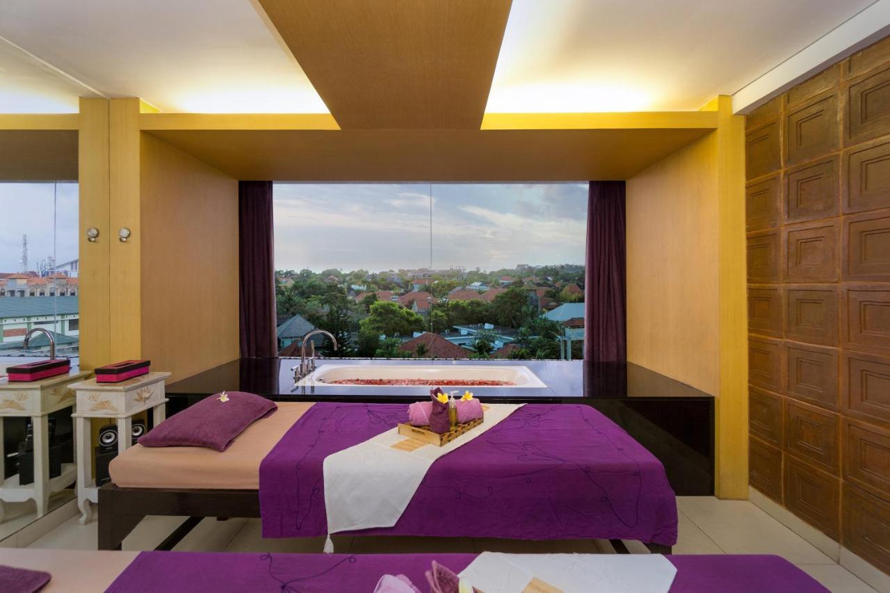 Quest Hotel Kuta By Aston Екстер'єр фото